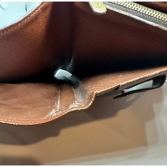 Louis Vuitton Monogram Porte Papier Zip Wallet with unbranded chain - Picture 4 of 12